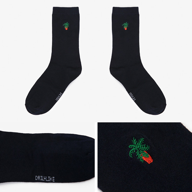 Dailylike Le petit marche embroidered women socks set