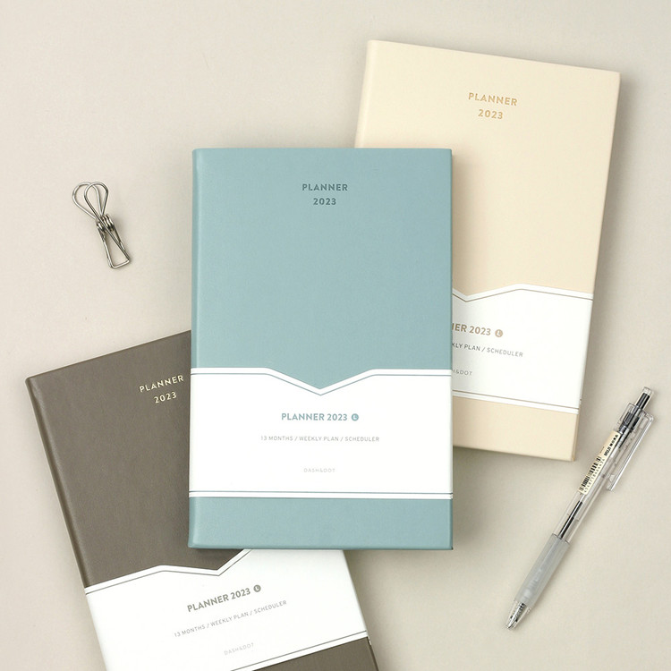 2023 Simple Small Dated Weekly Planner Diary