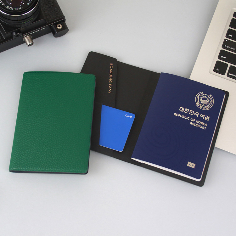 Fenice Classic Vegan Leather RFID Passport Cover