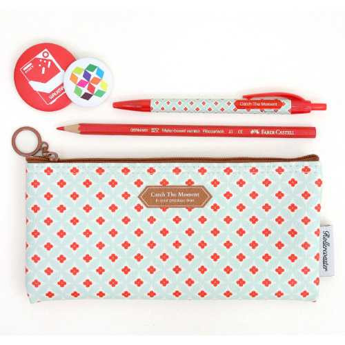 Rollercoaster Catch the moment mint flower pencil case