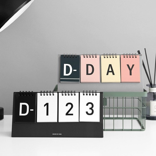 Simple flip perpetual standing desk calendar