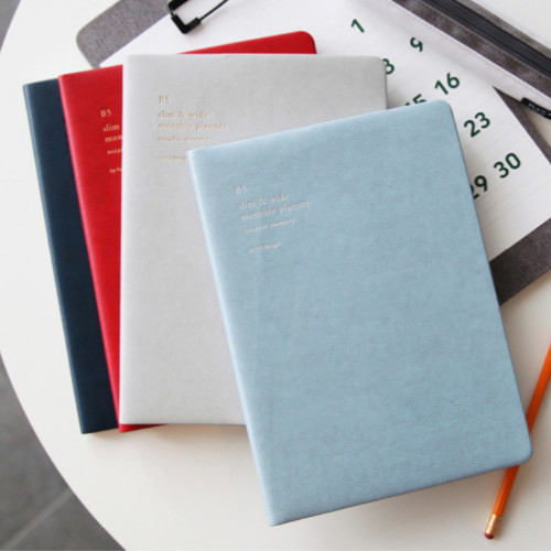 Notable memory B5 small dated monthly planner