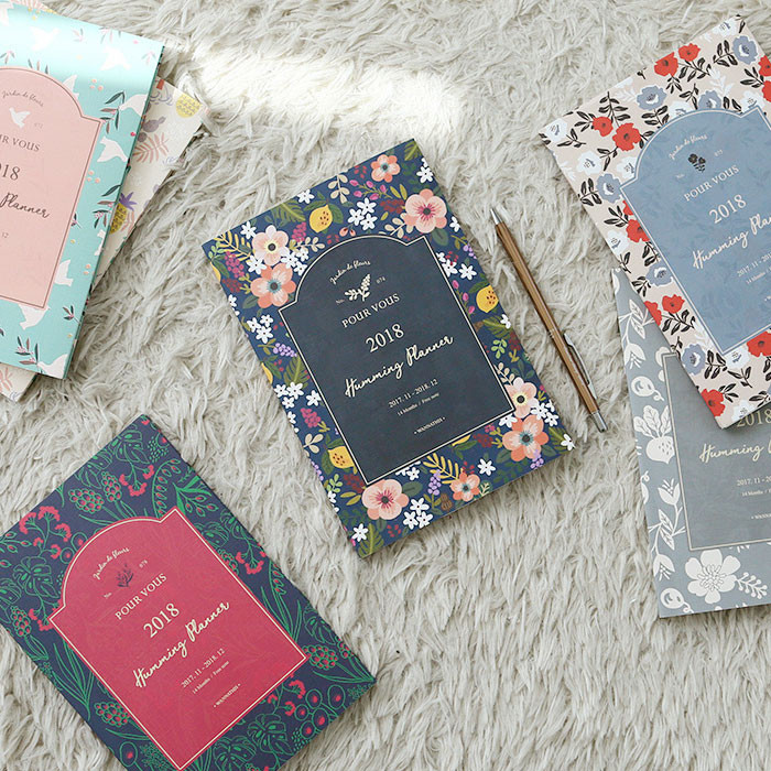 2018 Pour vous humming small dated monthly planner