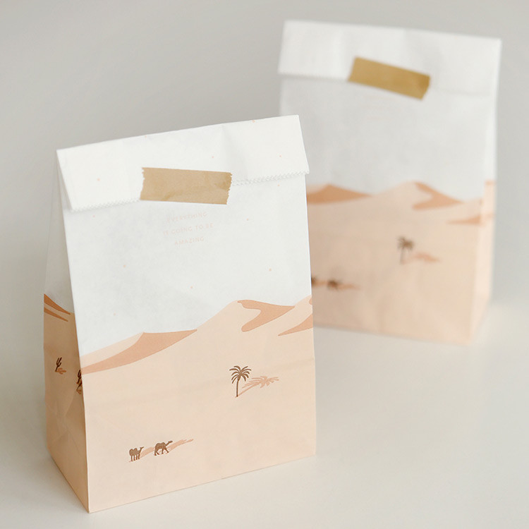 Desert and cat pattern small paper gift bag set