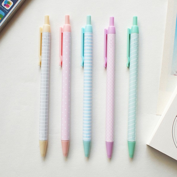 Plain color ink 0.5 mm ballpoint pen - B type