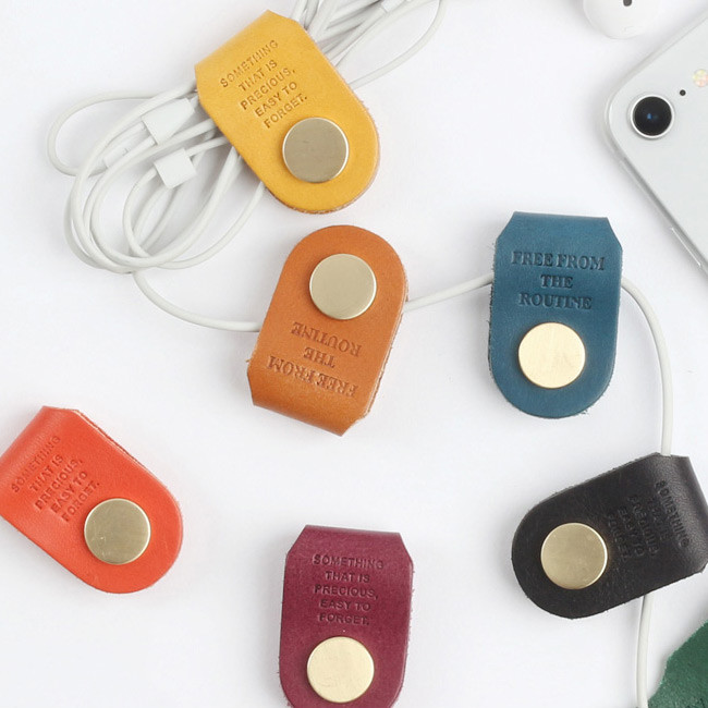 Classic cowhide leather earphones cable winder organizer