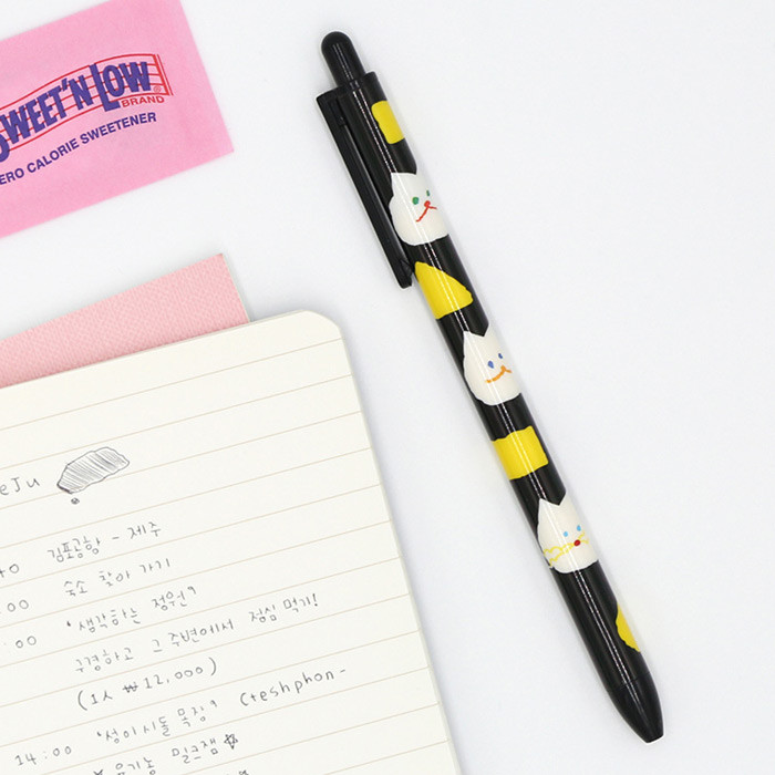 Usage example - ROMANE Donat Donat print 0.38mm black ballpoint pen