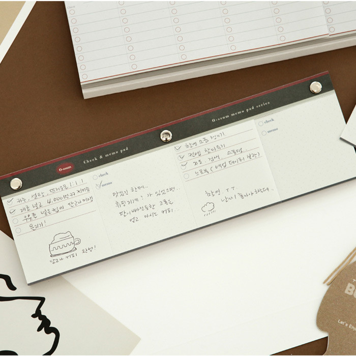 Usage example - O-ssum standing memo notepad with perforated line