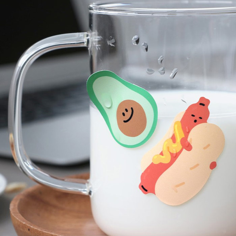 Usage example - ICONIC Merry removable craft decoration sticker Usage example - ICONIC Merry removable craft decoration sticker