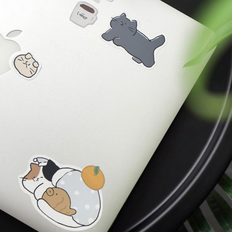 Usage example - ICONIC Big point removable craft decoration sticker