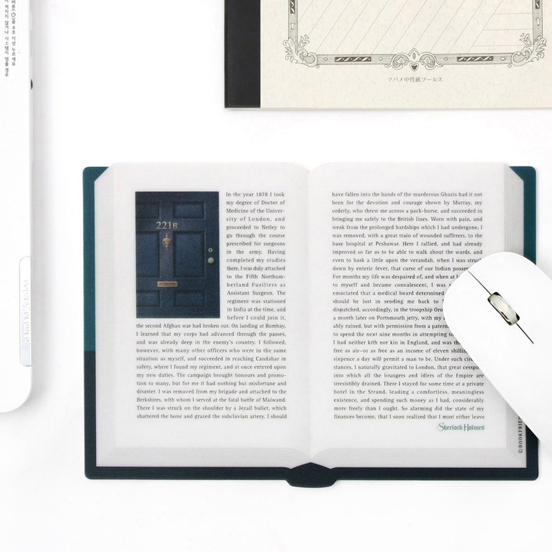 Usage example - Bookfriends World literature open book mouse pad