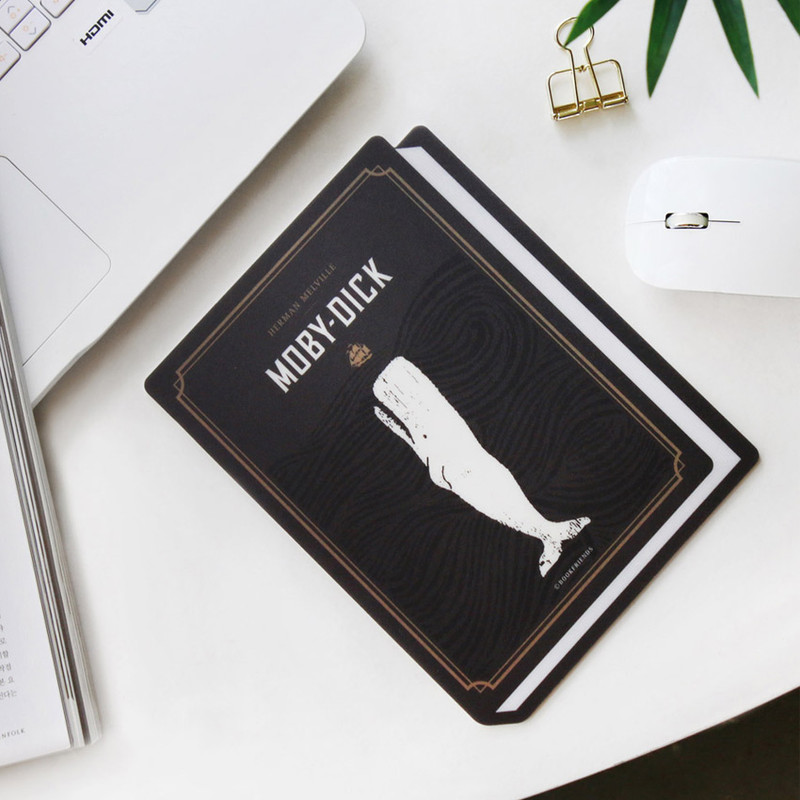 Usage example - Bookfriends World literature book cover mouse pad