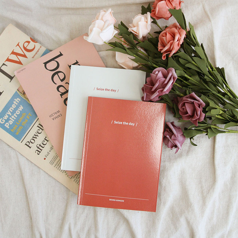 DESIGN GOMGOM Seize the day dateless weekly planner 