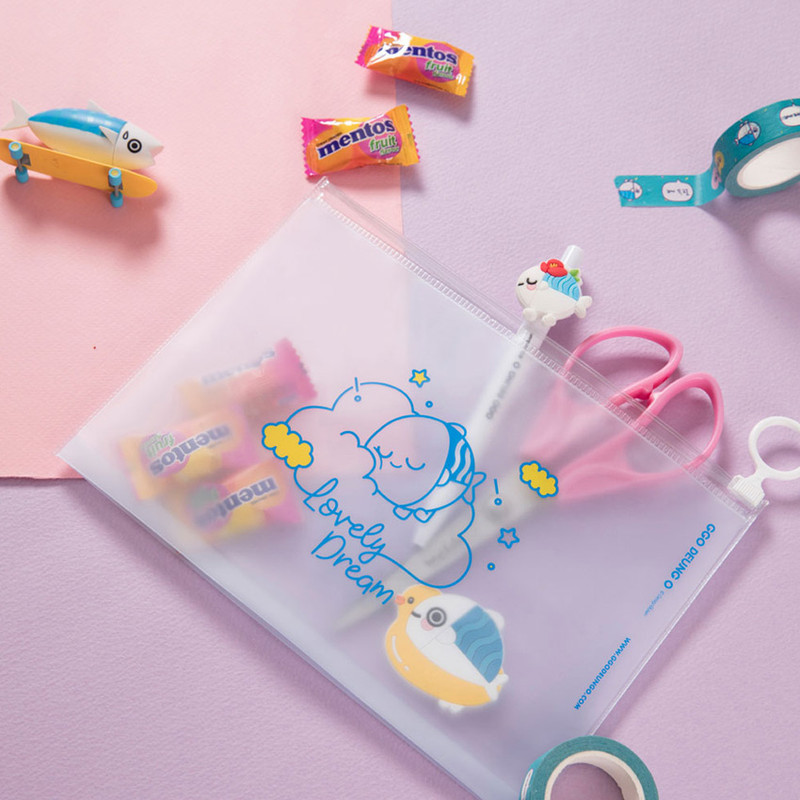 Usage example - DESIGN IVY Ggo deung o clear zip lock pouch Usage example - DESIGN IVY Ggo deung o clear zip lock pouch