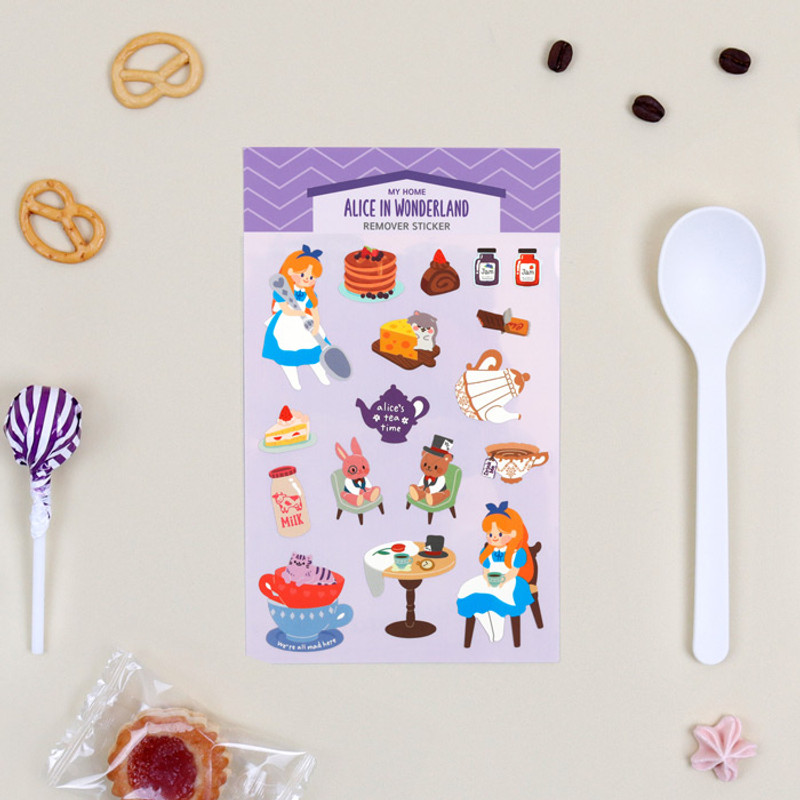 Alice in wonderland - Bookfriends My home removable deco sticker