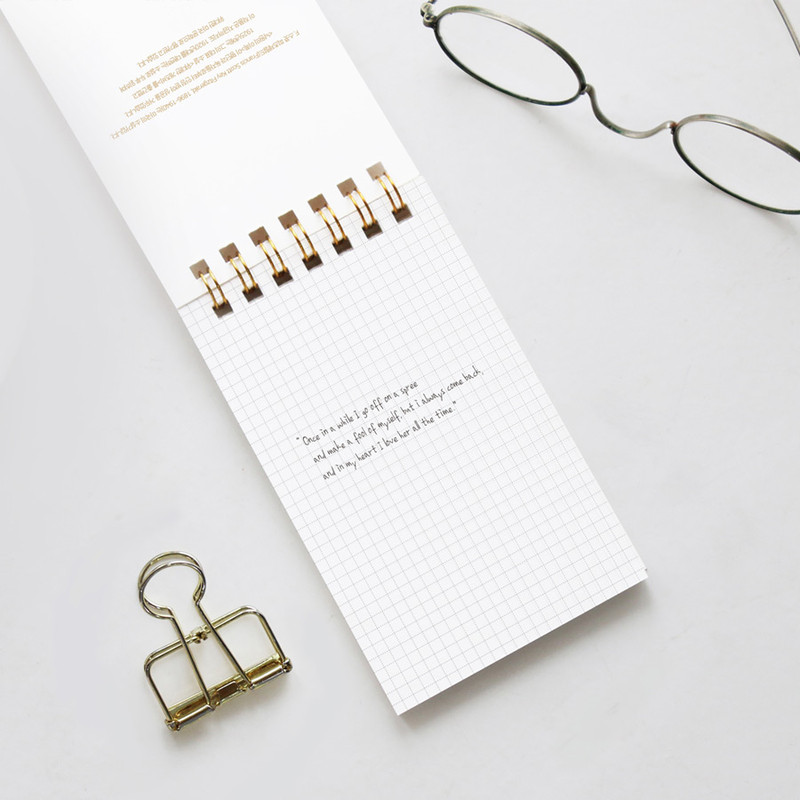 Usage example - Bookfriends World literature small spiral bound grid notepad Usage example - Bookfriends World literature small spiral bound grid notepad