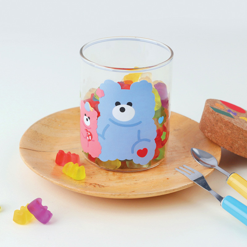 Usage example - Wanna This Monggeul bear removable sticker