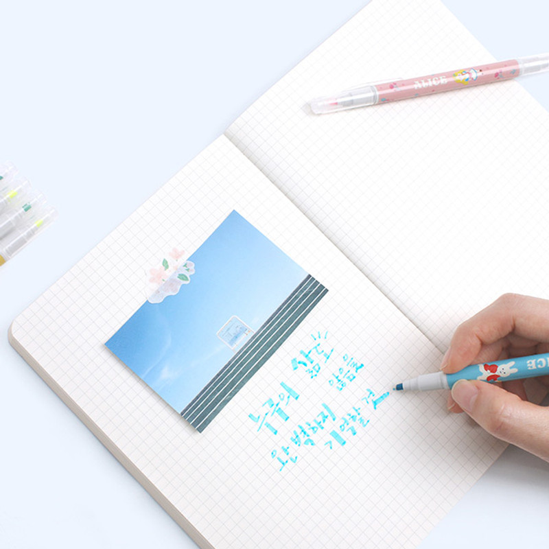 Usage example - Bookfriends World literature double ended highlighter set Usage example - Bookfriends World literature double ended highlighter set