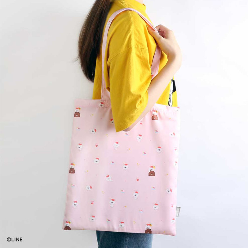 Usage example - Monopoly Brown friends mini pattern shoulder bag