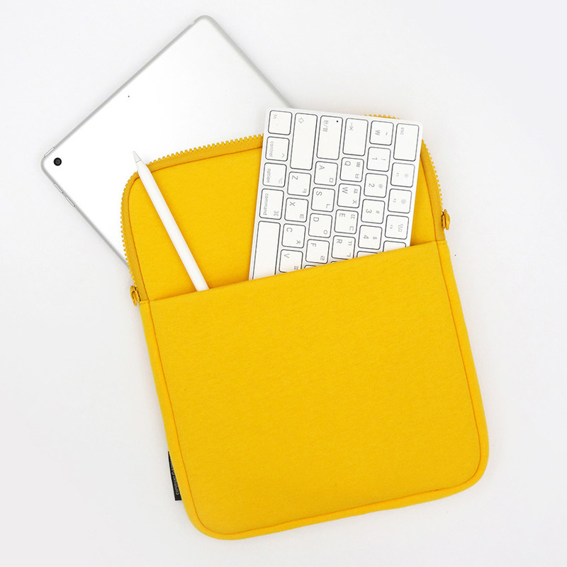 Back pocket - Donat Donat bear iPad tablet PC 11 inches sleeve case Back pocket - Donat Donat bear iPad tablet PC 11 inches sleeve case