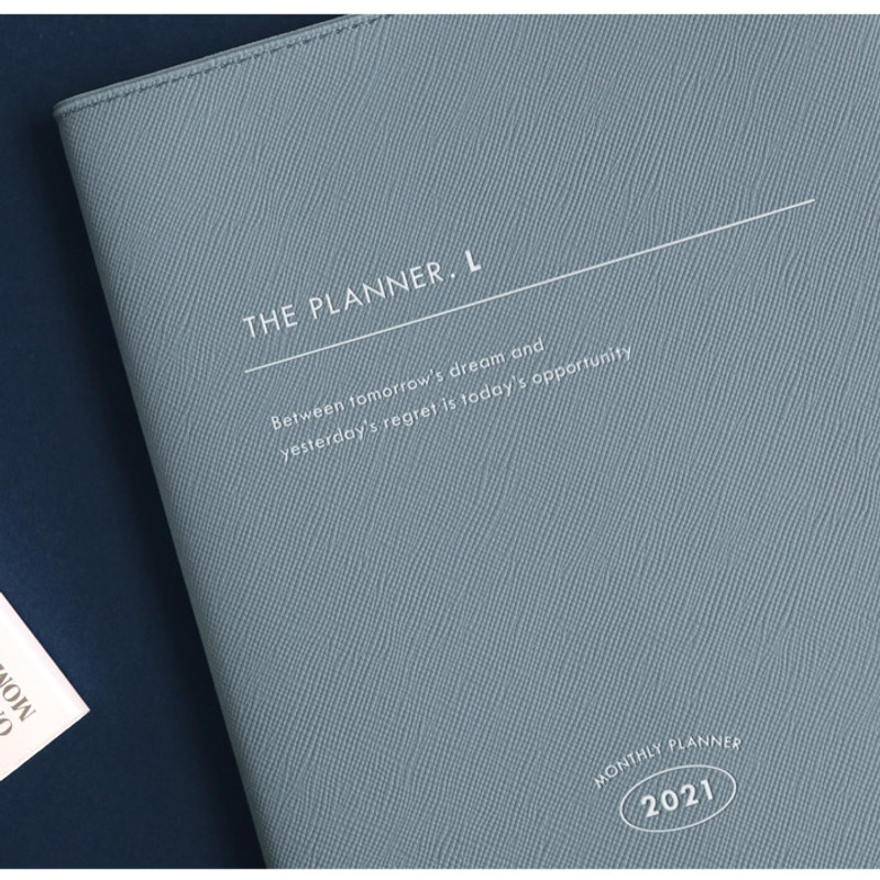 Iconic 2021 Simple large dated monthly planner