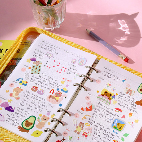 Weekly plan - Second Mansion Highteen A6 6-ring dateless weekly diary