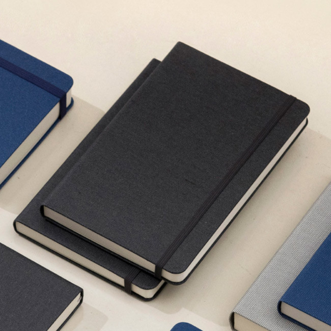 Dark gray - 2021 Making memory medium dated weekly planner