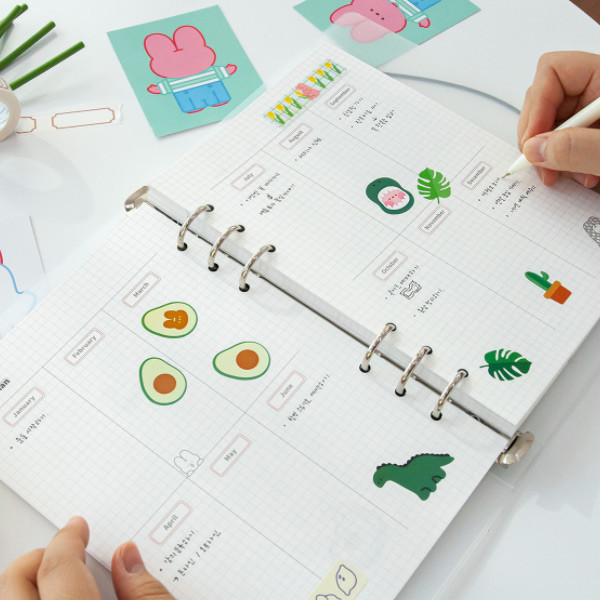 Yearly plan - DESIGN GOMGOM Leeli hardcover 6-ring dateless weekly diary