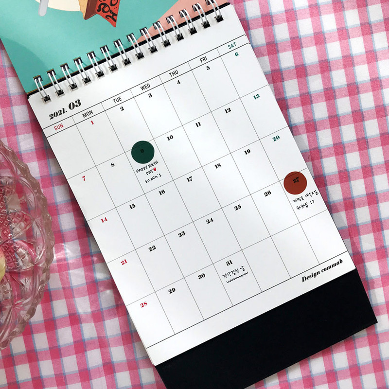 Back - Design Comma-B 2021 Sweet dessert monthly desk calendar Back - Design Comma-B 2021 Sweet dessert monthly desk calendar