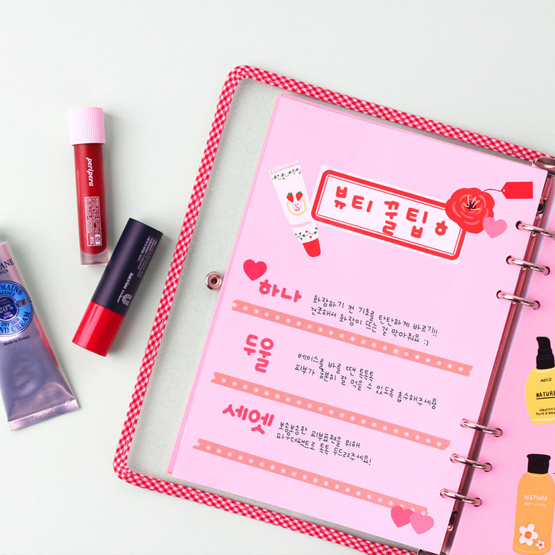 Usage example - Wanna This Color blank paper A5 size 6 holes refills set Usage example - Wanna This Color blank paper A5 size 6 holes refills set