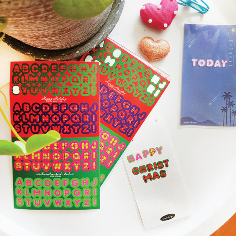 Usage example - ICIEL Newtro check Alphabet paper removable sticker Usage example - ICIEL Newtro check Alphabet paper removable sticker