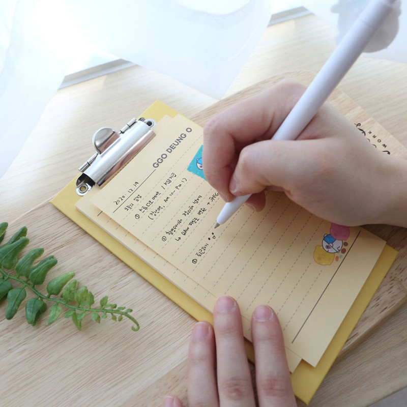 Usage example - DESIGN IVY Ggo deung o clipboard with lined notepad
