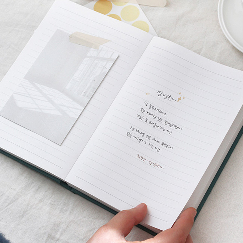 Usage example - Indigo Prism 280 hardcover lined notebook Usage example - Indigo Prism 280 hardcover lined notebook