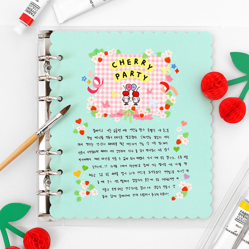 Usage example - 2NUL Biscuit wide A6 6 ring blank note paper refill set Usage example - 2NUL Biscuit wide A6 6 ring blank note paper refill set