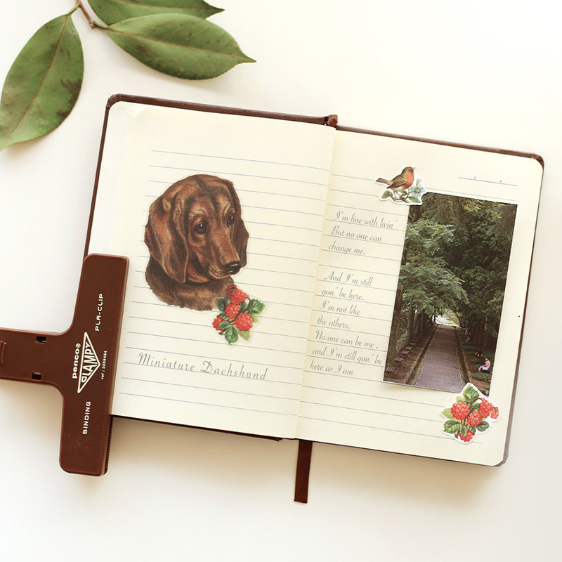 Usage example of Animal self-cut paper and clear sticker set Usage example of Animal self-cut paper and clear sticker set