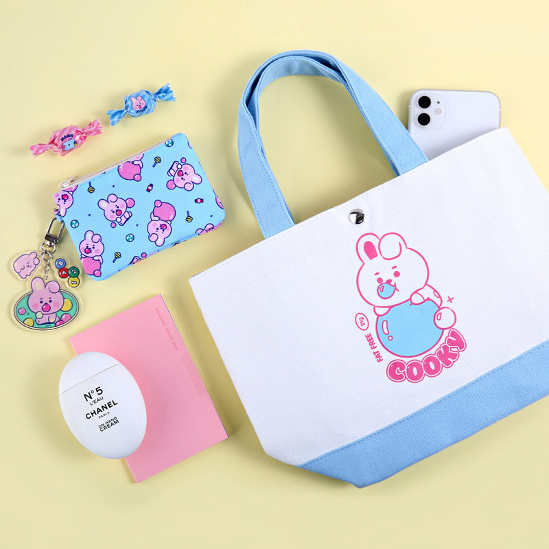 Usage example - BT21 Jelly Candy Baby Cotton Tote Bag