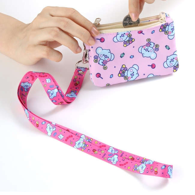 Usage example - BT21 Jelly Candy Baby Neck Strap