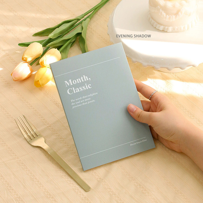 Evening shadow - Wanna This 2022 Month Classic Medium Dated Monthly Planner