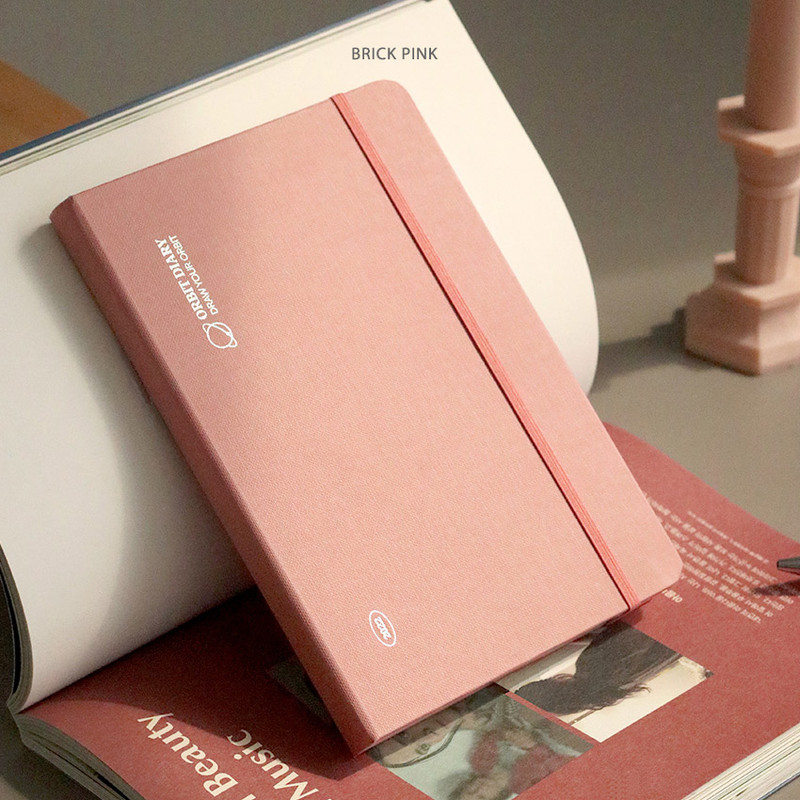 Brick pink - ICONIC 2022 Draw Your Orbit Dated Weekly Diary Planner