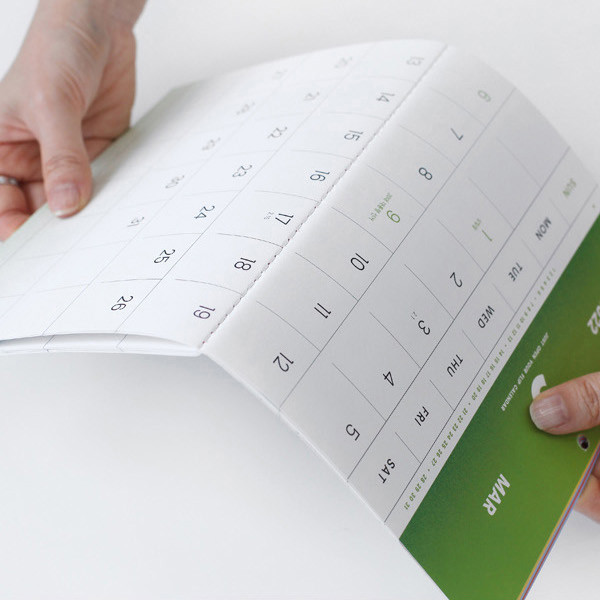 2NUL 2022 Flip Monthly Wall Calendar