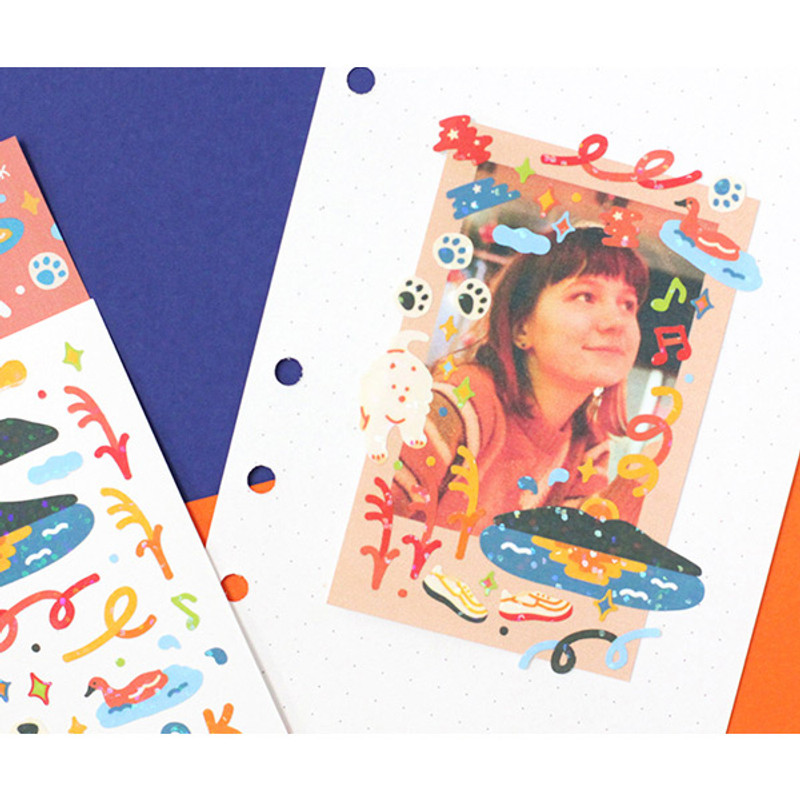 Usage example - Appree Park Scene Glitter Removable Sticker