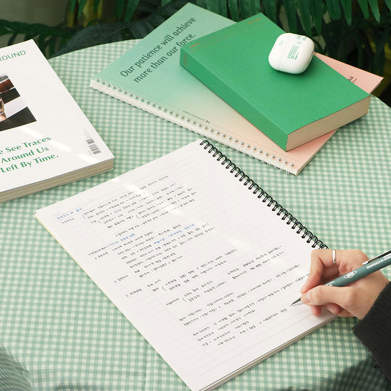 Usage example - ICONIC Perforated A4 Wirebound Lined Notebook