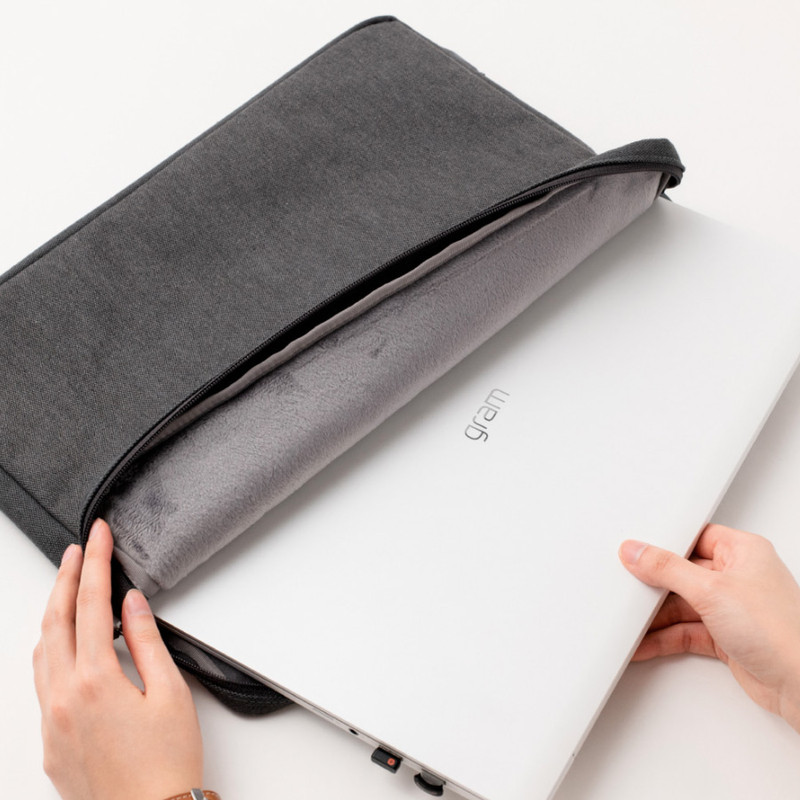 Byfulldesign Laptop 16" Sleeve Case with Screen Cleaning Cloths Byfulldesign Laptop 16" Sleeve Case with Screen Cleaning Cloths