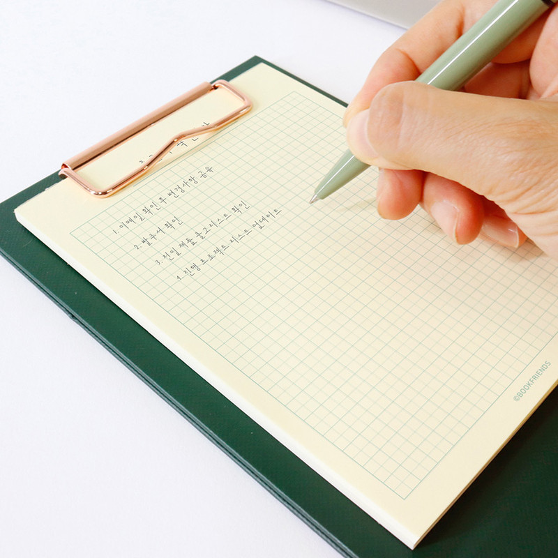 Usage example - Bookfriends Stand Up A6 Clipboard File Holder Usage example - Bookfriends Stand Up A6 Clipboard File Holder