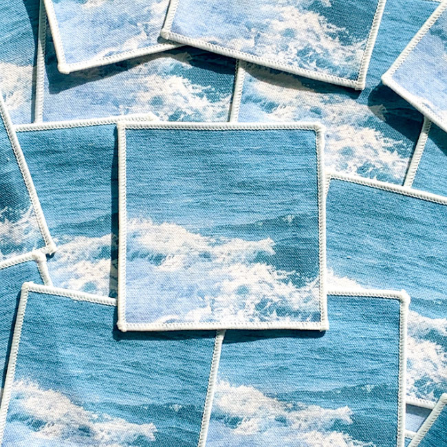 Usage example - Meri Film Refreshing Ocean Waves Fabric Drink Coaster