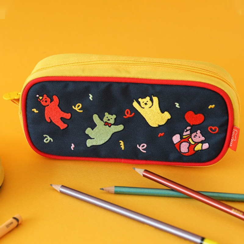 Usage example - Dailylike Jelly Bear Happy Day Zipper Pencil Case Pouch Usage example - Dailylike Jelly Bear Happy Day Zipper Pencil Case Pouch