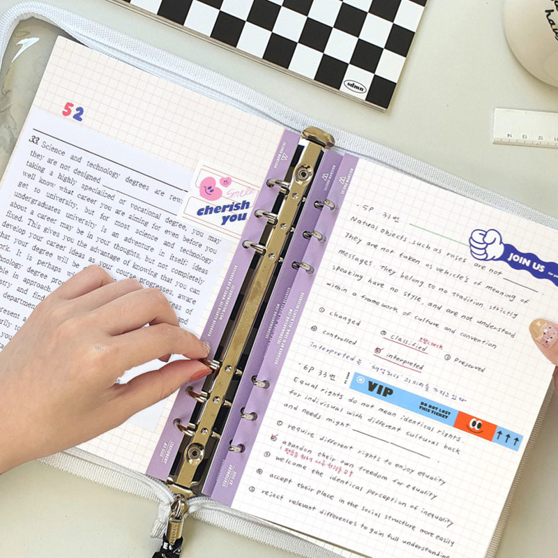 Usage example - Second Mansion Checker Board 6-ring A5 Grid Notebook Set