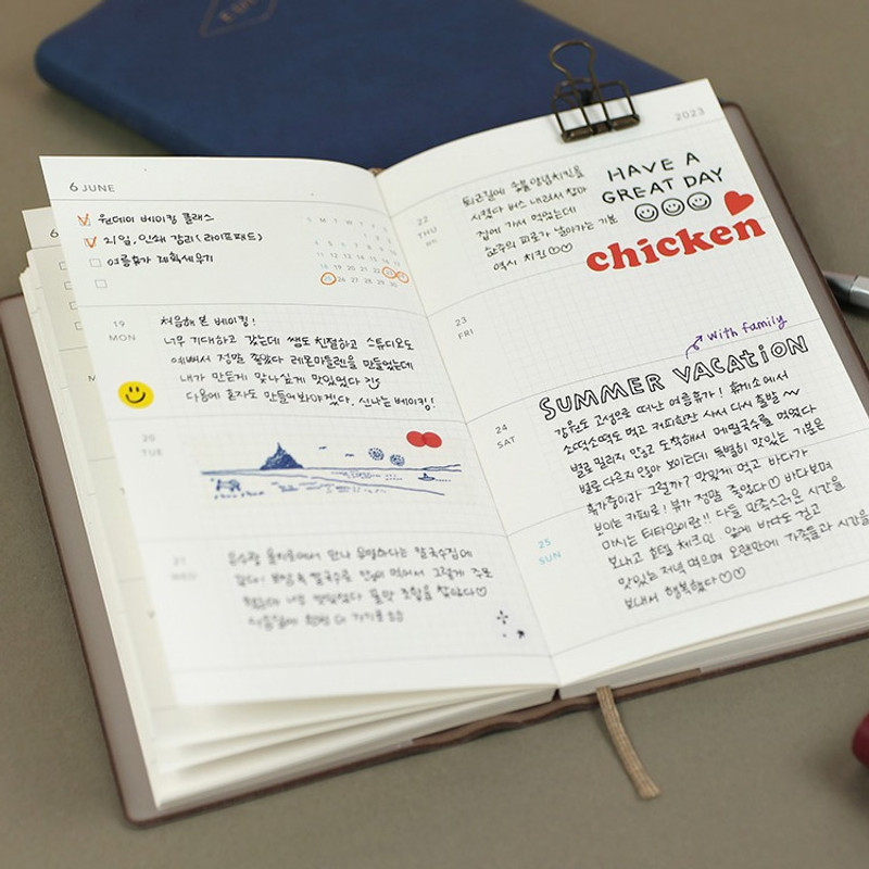 Weekly plan - 2023 Edit small dated weekly planner diary
