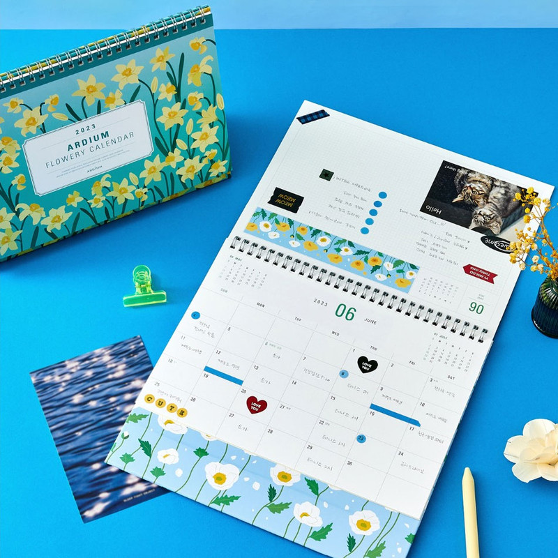 Monthly plan - 2023 Flowery Standing Flip Monthly Desk Calendar Monthly plan - 2023 Flowery Standing Flip Monthly Desk Calendar