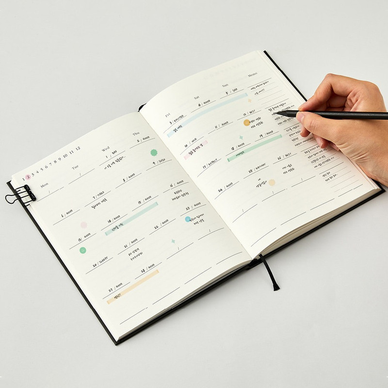 Usage example - Ardium Classic Hardcover A5 Dateless Weekly Diary Planner Usage example - Ardium Classic Hardcover A5 Dateless Weekly Diary Planner